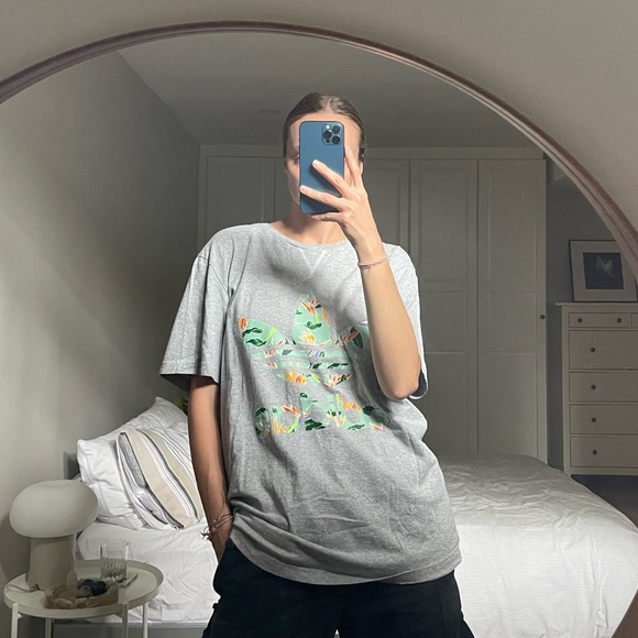 Vintage Adidas Graphic Tee - Picture 1 of 5